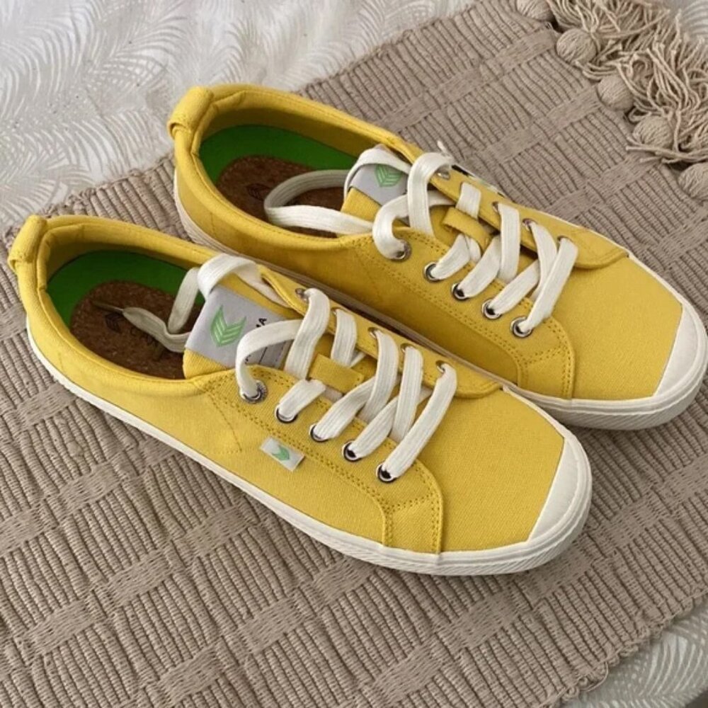 CARIUMA Sunshine Yellow Oca Low Sneaker